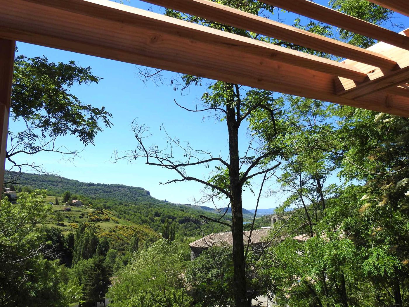 Le Chalet Anis | 5 personnes – 2 chambres Chalet 5 personnes | Camping Les Lavandes - Darbres