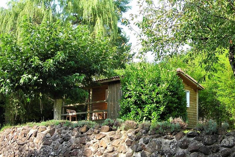 Le Chalet Romarin | 1 chambre et 1 coin nuit – 4/5 personnes Chalet 4/5 personnes | Camping Les Lavandes - Darbres