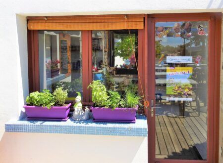 La petite épicerie du camping La petite épicerie du Camping Les Lavandes - Darbres