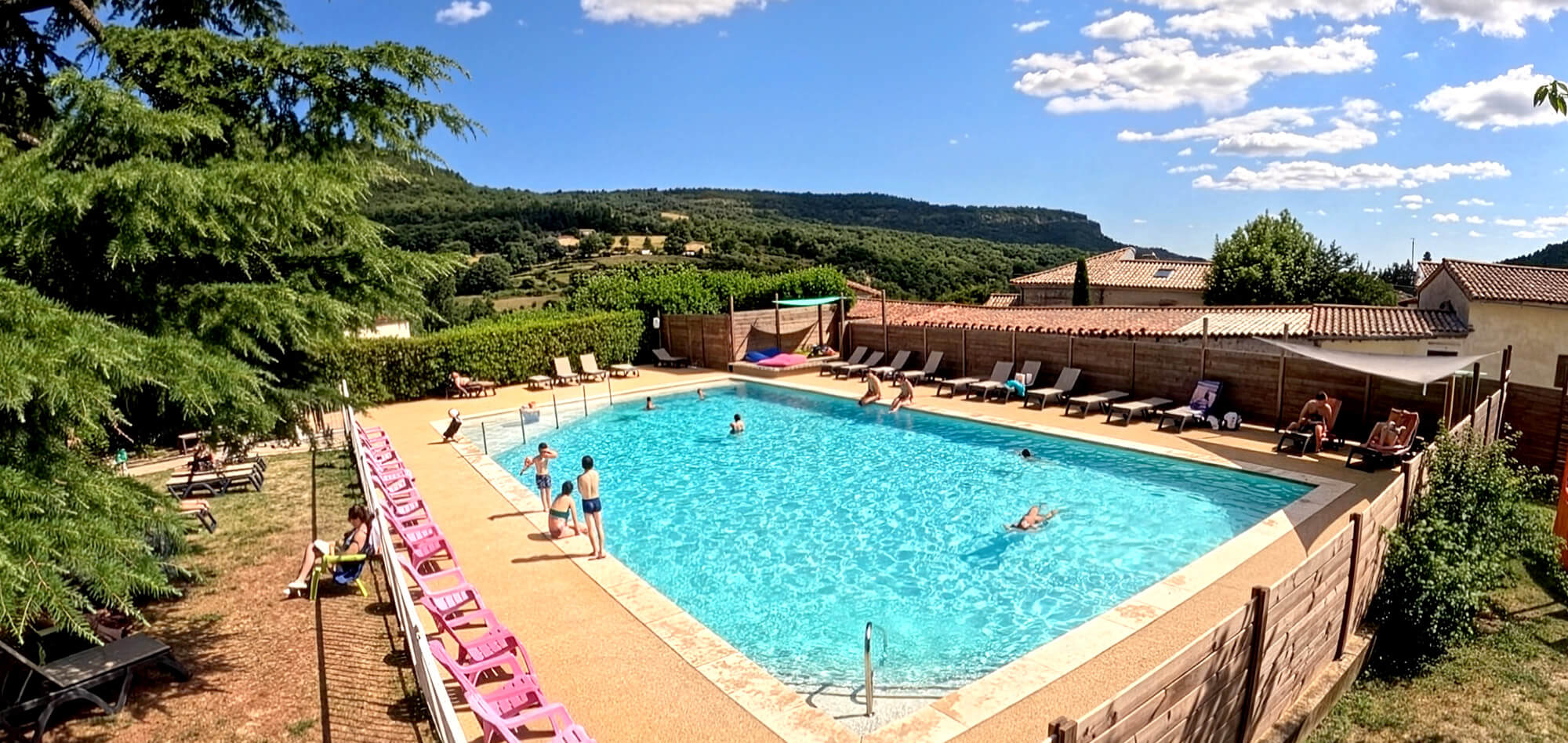 La piscine du camping Camping familial avec piscine | Les Lavandes - Darbres